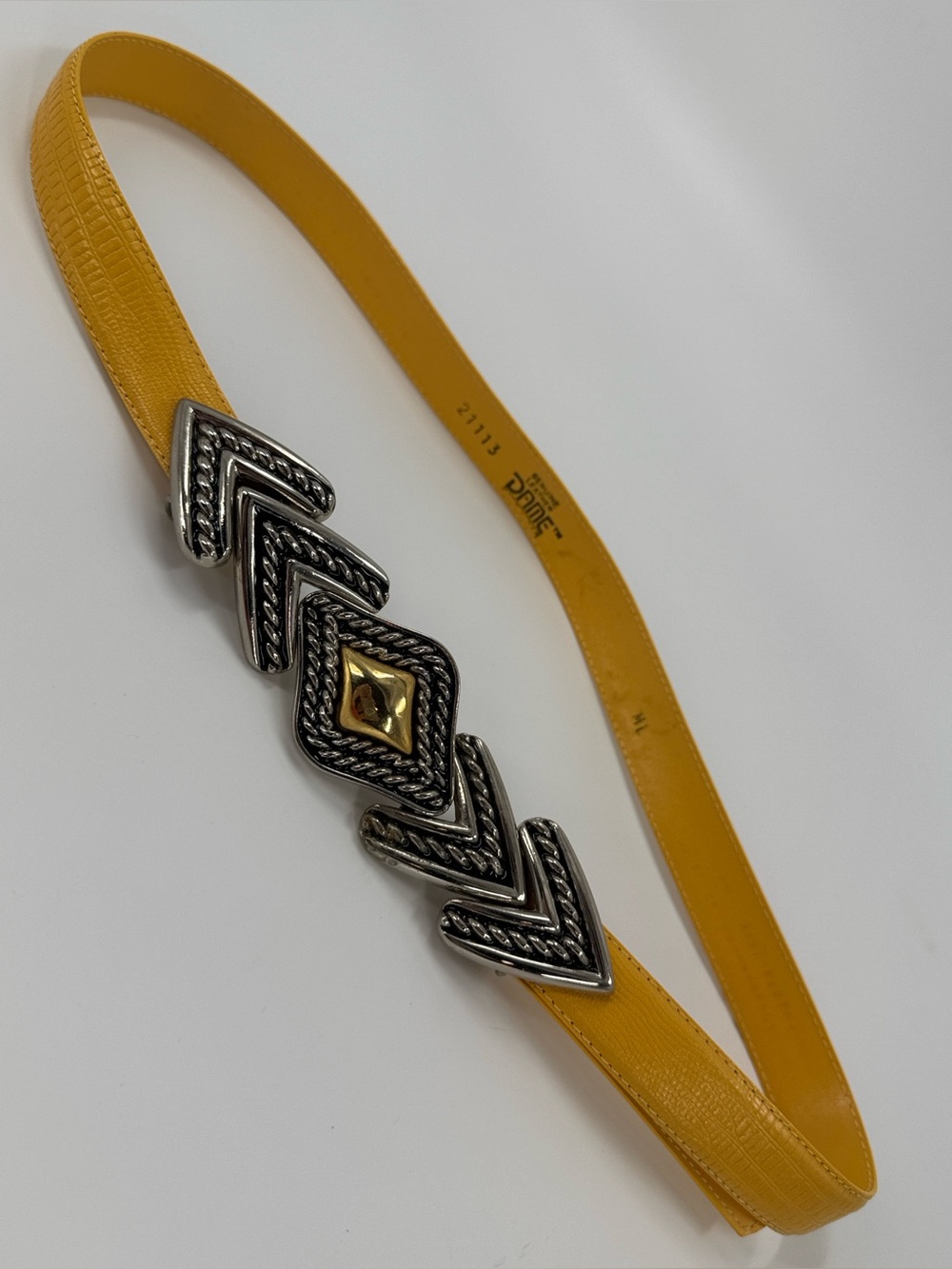 Vintage Damee Genuine Leather Yellow Snake Skin Belt 33ā